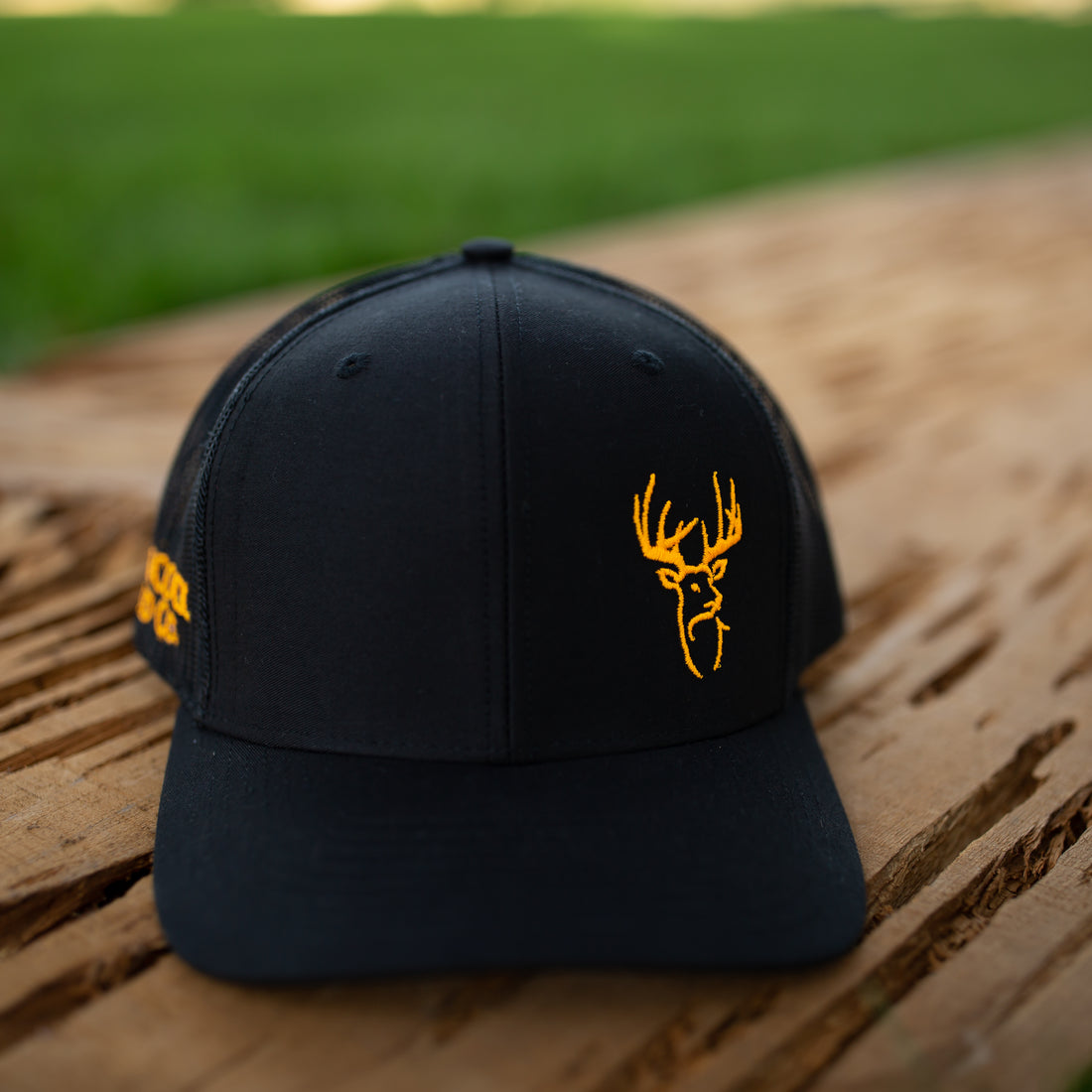 Hancock Classic Black with Buck Hat